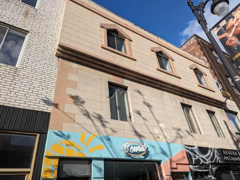 Orchid Lodgement Montreal Exterior photo